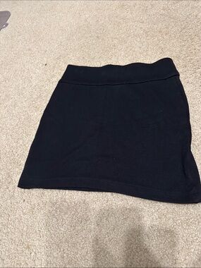 Forever 21 Black Stretch Knit Mini Skirt